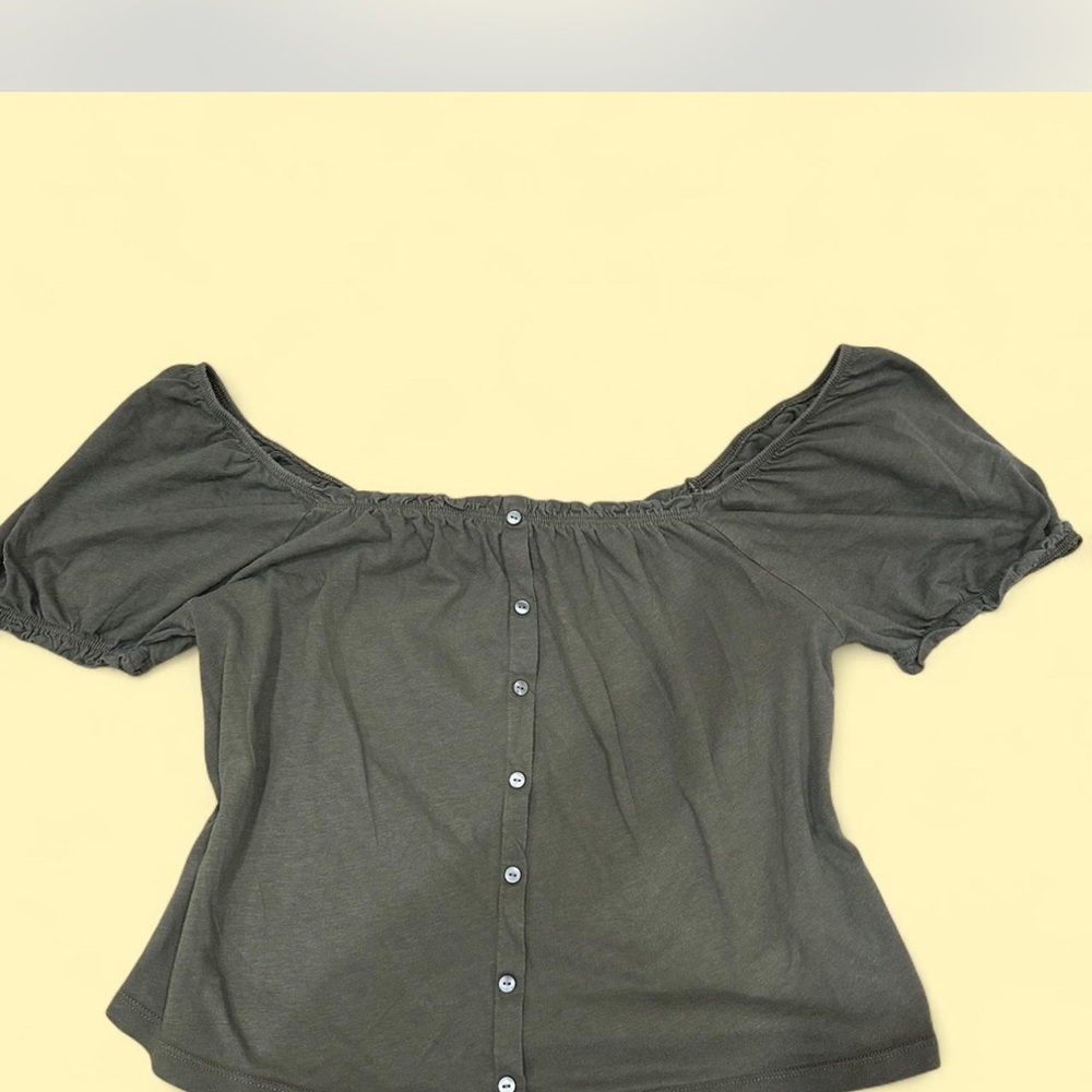American Eagle Outfitters Olive Off-Shoulder Blouse